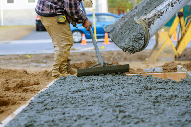 Best Concrete Sidewalk Installation in Oak Grove, LA